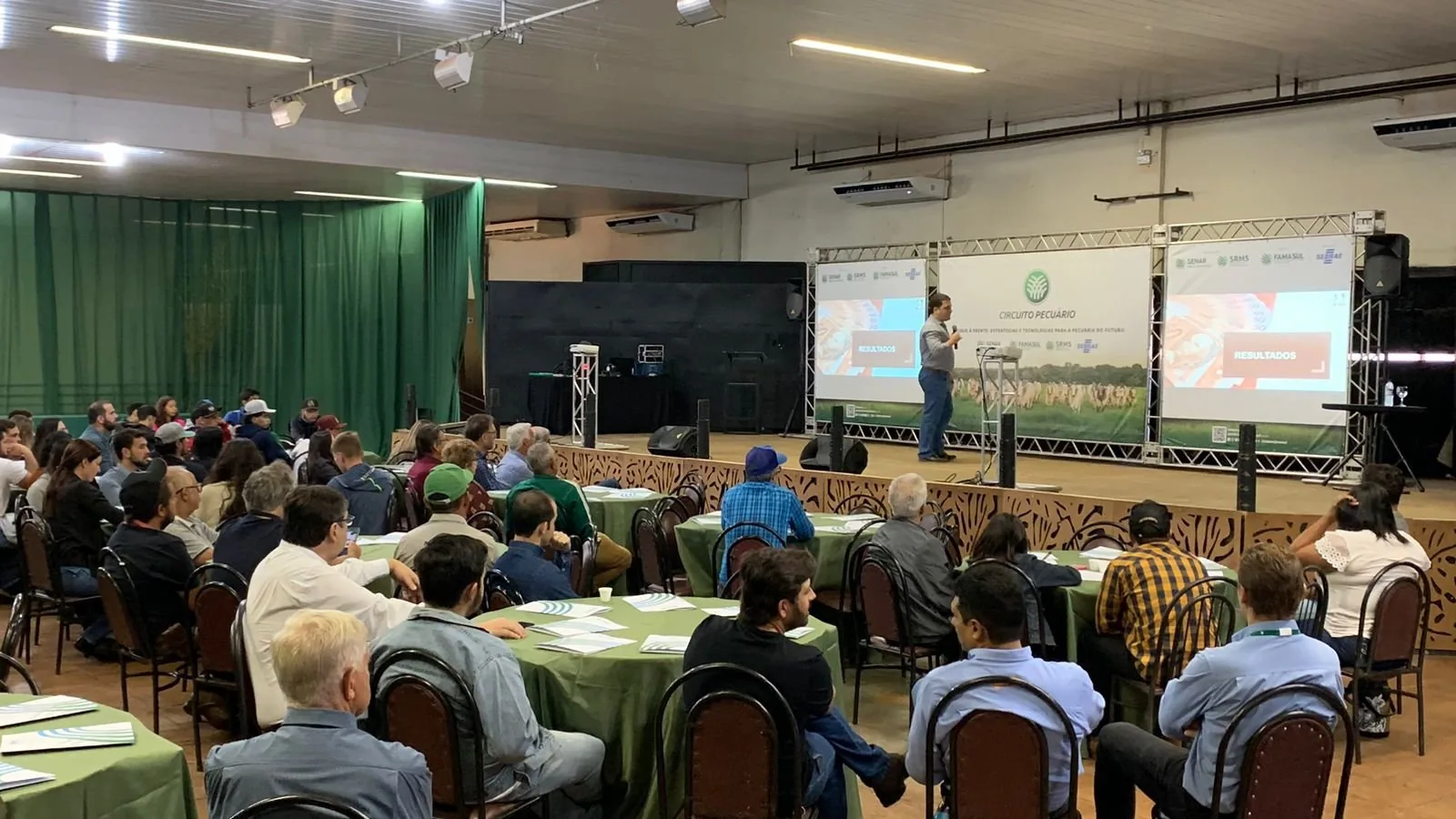 Bovinocultura de Corte e de Leite são destaques no último dia de eventos técnicos da 57ª Expoagro