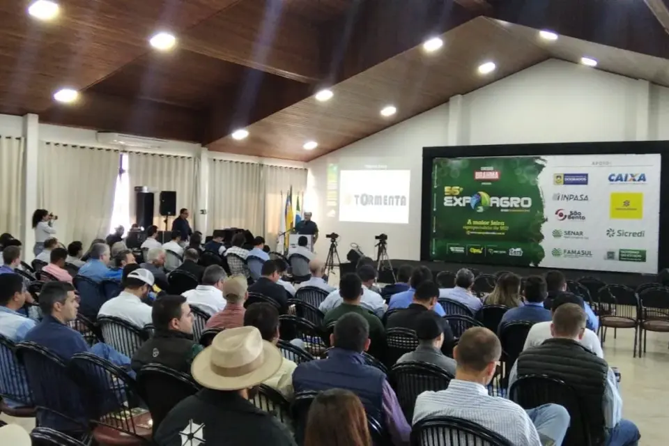 Embrapa debate ‘Sistema Antecipe’ da redução dos riscos climáticos na Expoagro