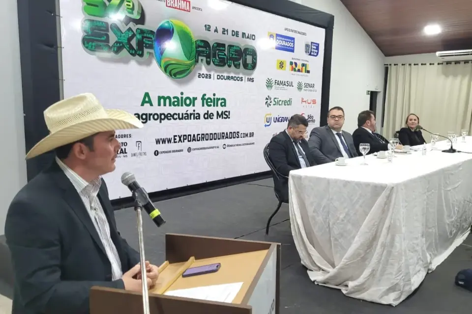 Câmara homenageia profissionais do agronegócio na Expoagro