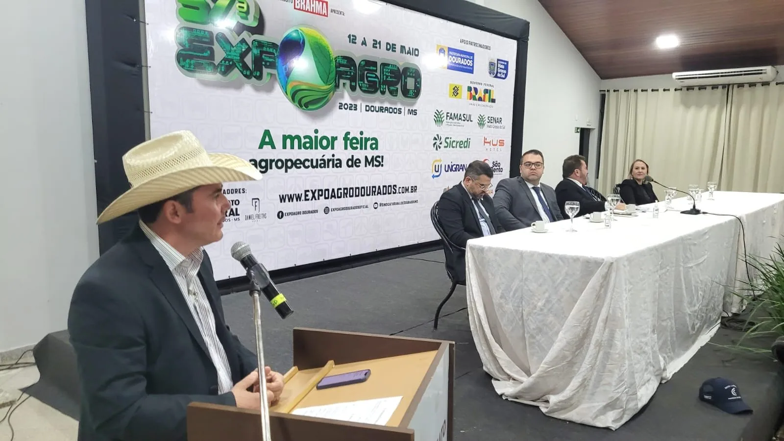Câmara homenageia profissionais do agronegócio na Expoagro